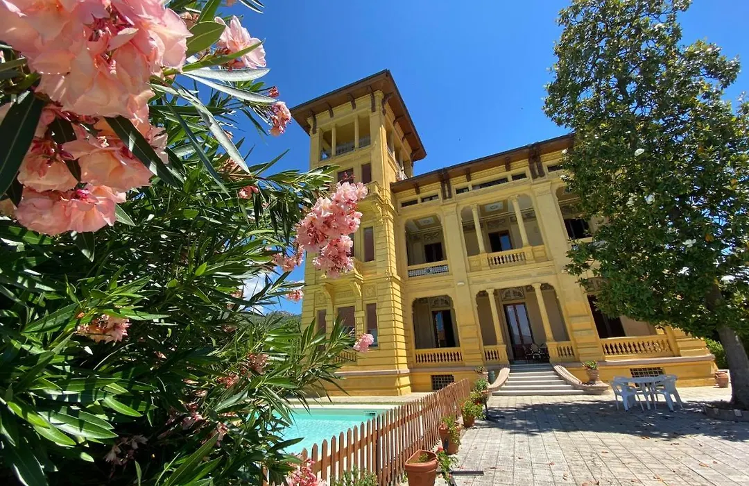 Villa Moorings-1